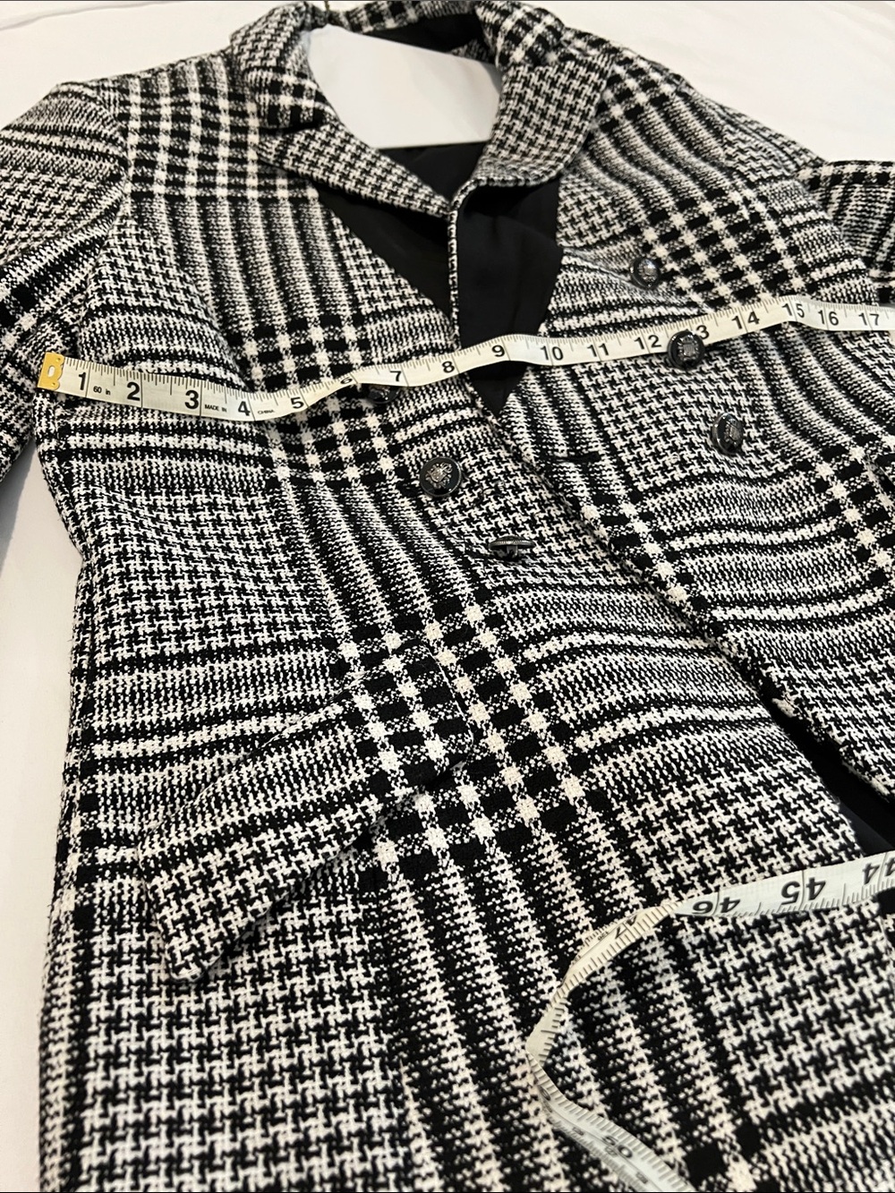 White House Black Market Black & White Plaid Tailored Blazer - Picture 4 of 5